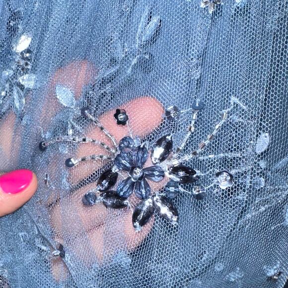 NWT Theia Kiera Beaded Puff Sleeve Gown in Storm Blue Size 4 - Picture 15 of 16